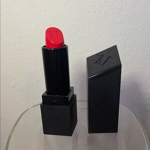 Morphe Bold Scarlet Lipstick in Hotshot